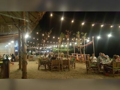 Pinky Beach at Pak Weep Restaurant & Bar