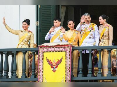 Don’t show disrespect to the Thai royal family