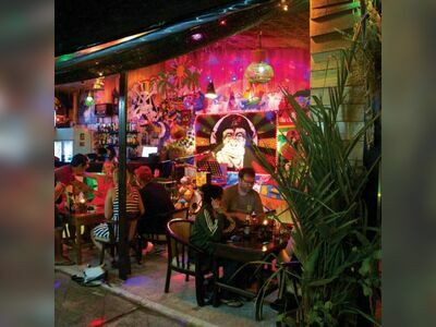 Bars and Pubs in Khao Lak