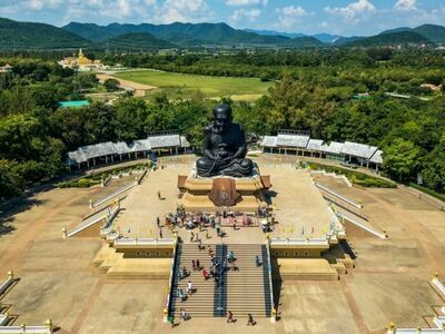 Huay Mongkol Temple Complex