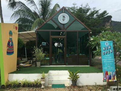 La Moon Café