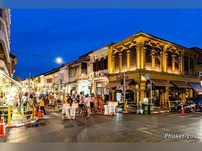 Sundays Walking Street Market Phangnga