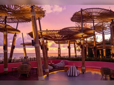 Beach Bars and Restaurants