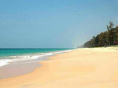 Thai Mueang Beach