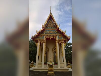 Huay Mongkol Temple Complex
