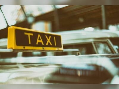 Taxi