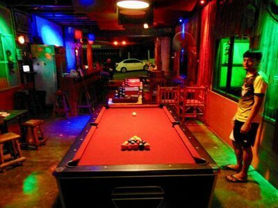 Chilling Bar & Restaurant, Paknam