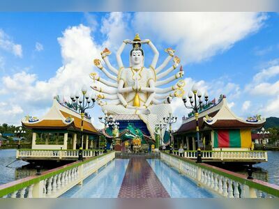 Wat Plai Laem