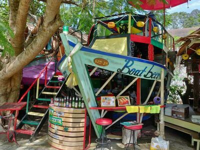 Bamboo Bar, Railay Beach