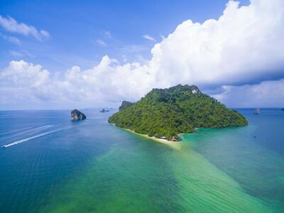 Thale Waek (Seperate Sea)