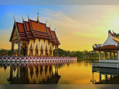 Wat Plai Laem