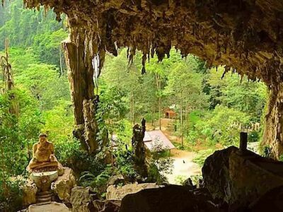 Khao Phanom Bencha National Park