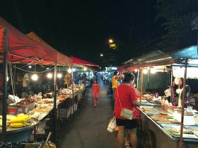 Pak Chong Night Bazaar Market