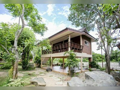Baan Kasemsuk Resort