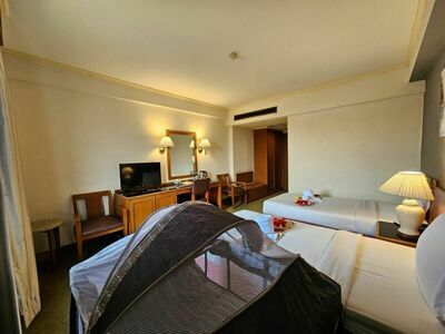 Songphanburi Hotel