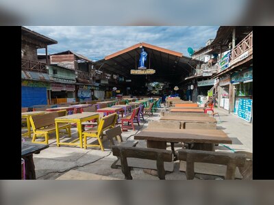Muangya hundred year market