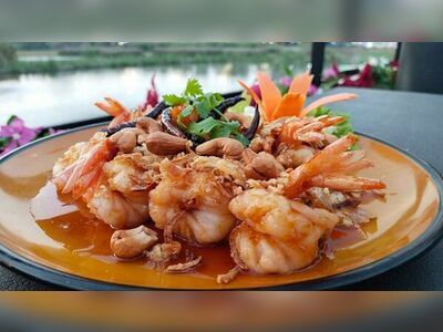 Check in Suphanburi