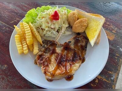 Mum Sa bai krua rim Klong