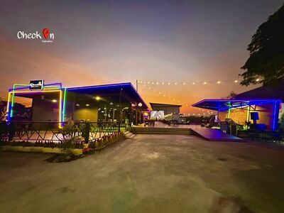 Check in Suphanburi