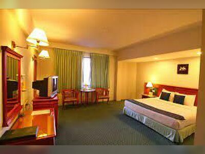 Khum Suphan Hotel