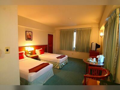 Khum Suphan Hotel
