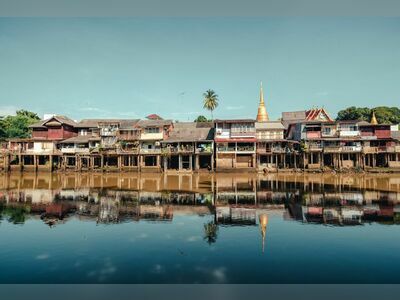 Chanthaboon Waterfront Community