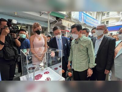 Chanthaburi Gemstone Market (Talad Ploy)