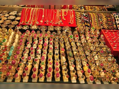 Chanthaburi Gemstone Market (Talad Ploy)