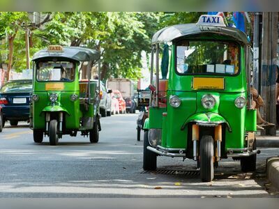 Tuk-Tuks