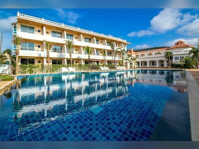 Villa Blanca Hotel & Restaurant