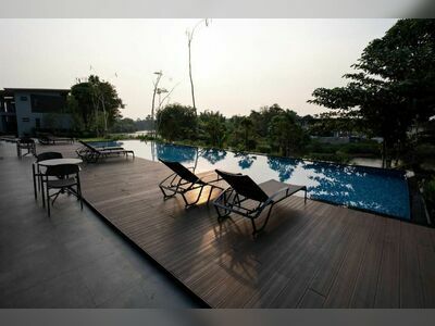 Riverawan Hotel