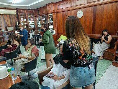 ART U TURN The salon