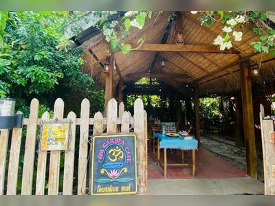 Om Garden Cafe