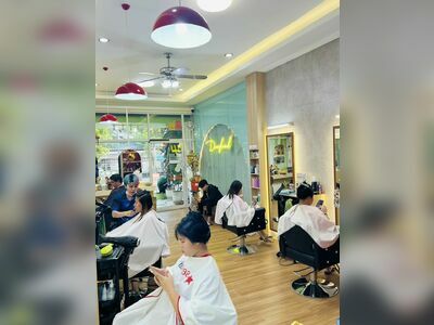 Duangkamol Salon