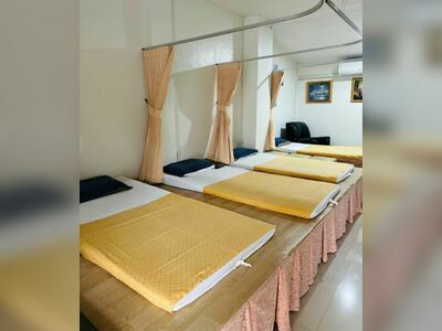 Thai Massage at Chana Pitsamai