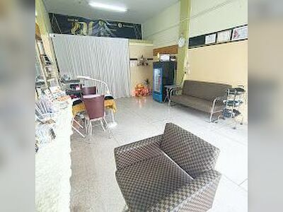 Y beauty shop