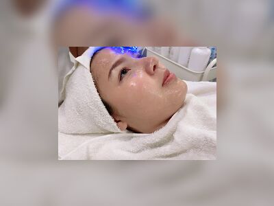 Miss Koi Pimple Popping Suphanburi