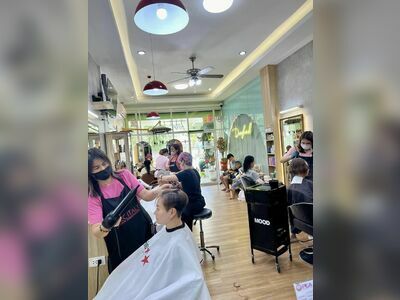 Duangkamol Salon