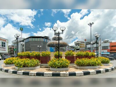Talad Namphu Market
