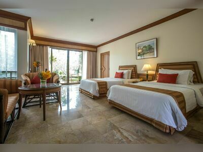 Maneechan Resort & Hotel