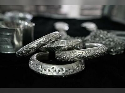 BaanLaoop Silver