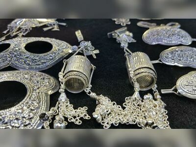 BaanLaoop Silver