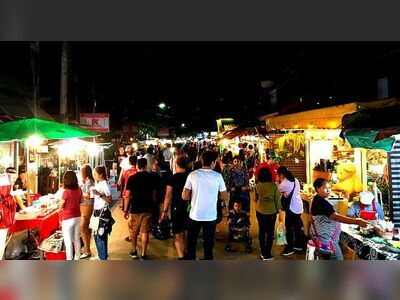 Pai night market