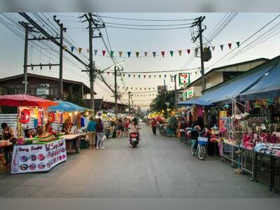 Pai night market