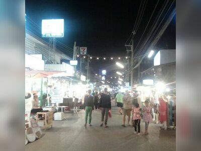 Saengthong Aram Market