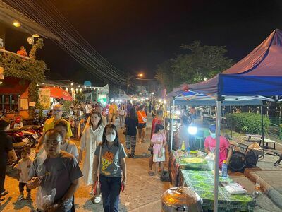 Mae Hong Son Walking Street Night Market