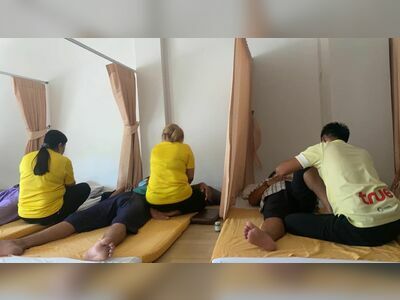 Thai Massage at Chana Pitsamai