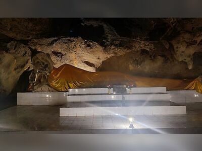 Chompol Cave, Ratchaburi, Thailand