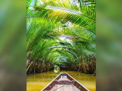 Tapee River Cruise, Suratthani, Thailand