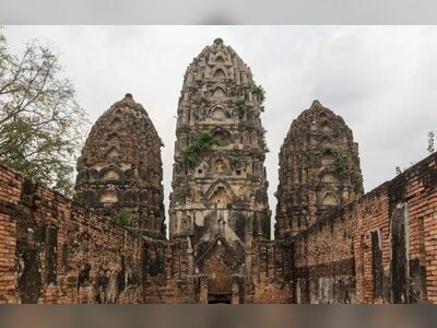 Wat Sri Sawai, Sukhothai, Thailand